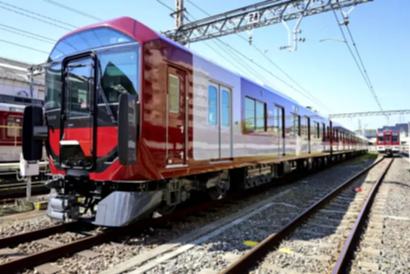 近鉄、帰宅ラッシュに座れる列車「すわれ～る」１日１本運行開始