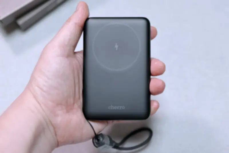 cheeroが安全に全振りしたモバイルバッテリー「PitaPower 5000mAh」の使い勝手は？