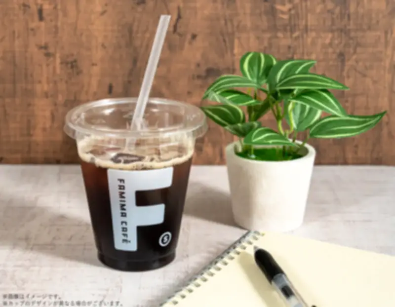 ファミマのLLサイズコーヒー、2週間で100万杯突破 こだわり派9割超