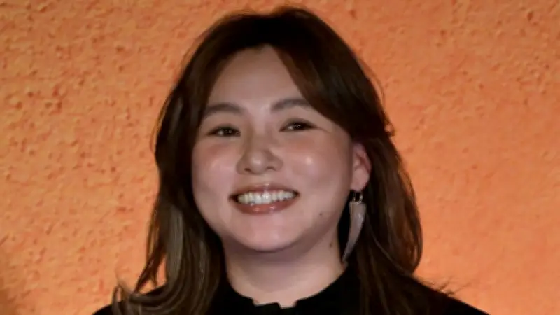 元AKBで最も売れた女優・野呂佳代の原点 サバを読み加工写真の履歴書