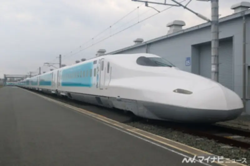 東海道新幹線に「Sparkling Dreams Shinkansen」登場、東京ディズニーシー25周年を彩る