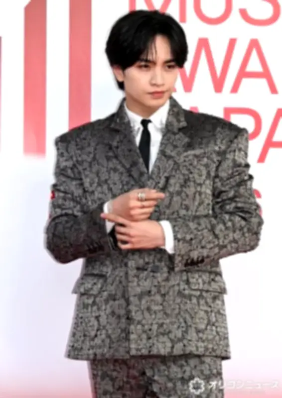 中島健人、MAJ2026レッドカーペットに登場「最高ですね！」と笑顔でアピール