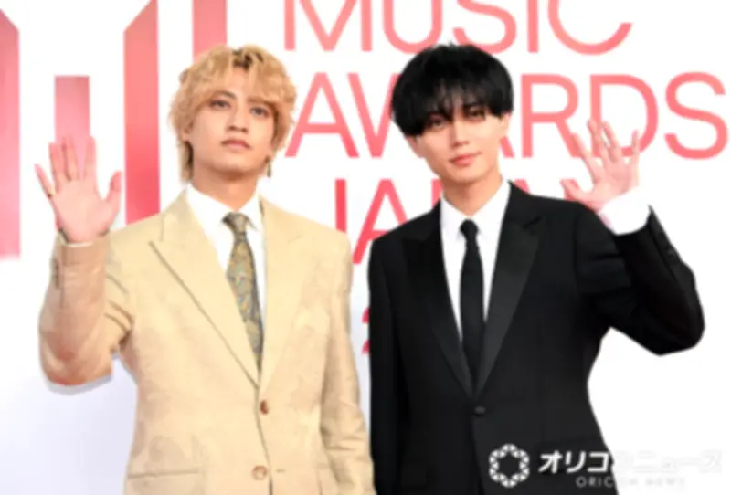 King & Prince、MAJ2026レッドカーペットで歓声 高橋海人が笑顔で挨拶