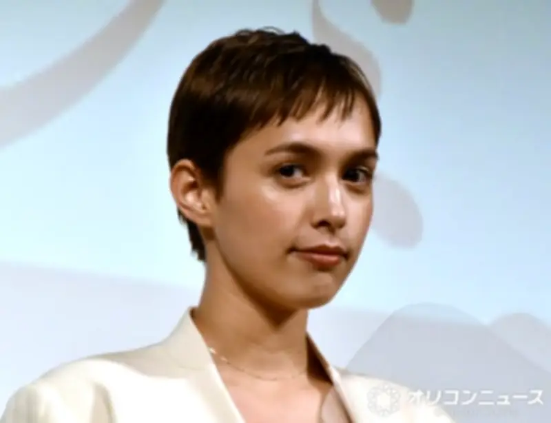 松田龍平の妻モーガン茉愛羅、第2子出産を報告「命の尊さを感じています」