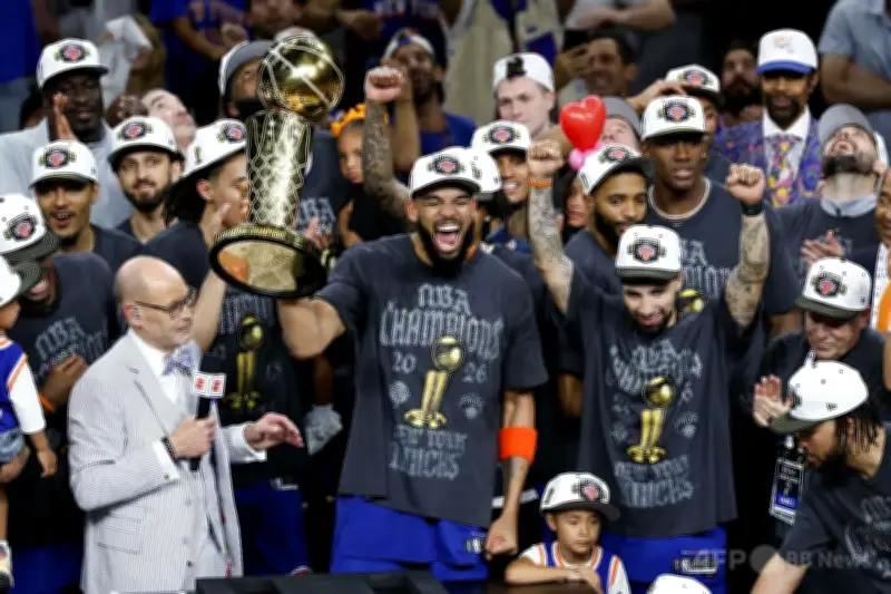 ニューヨーク・ニックス、53年ぶりNBAファイナル制覇！ブランソン45得点の大活躍