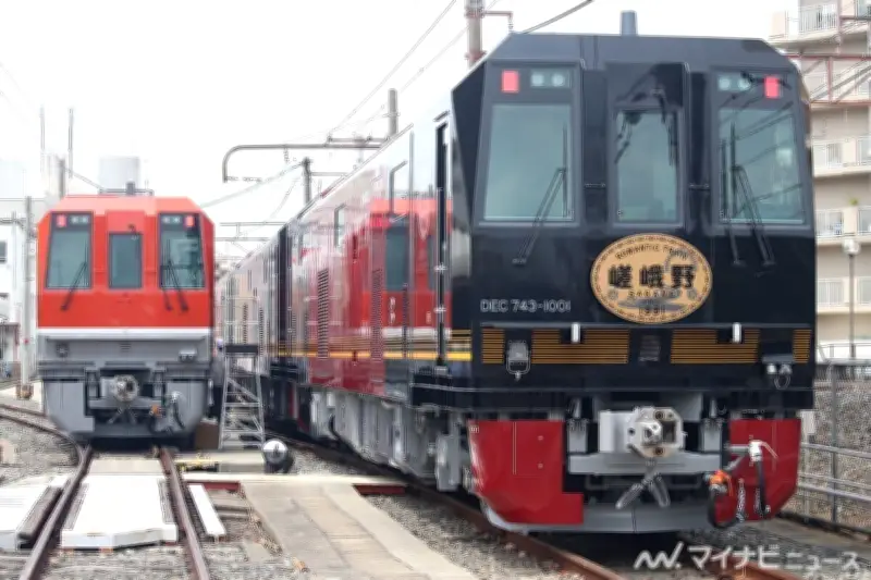 嵯峨野トロッコ列車の新型牽引車「DEC743-1001」公開、2027年春運行開始