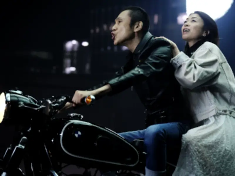 宇多田ヒカル×甲本ヒロト対談収録ZINE配布決定、映像も公開へ