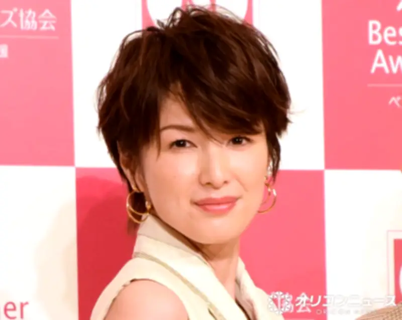 吉瀬美智子、自宅のキッチンとバスルームを公開「まるでホテルみたい」と反響