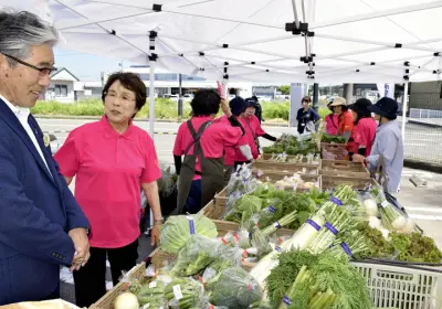 福島・浪江町に直売所が約15年ぶり復活、震災と原発事故乗り越え地元野菜を提供