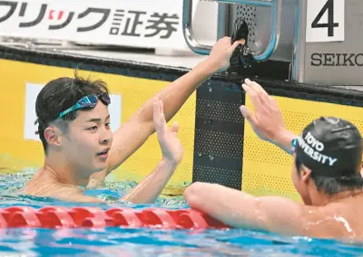 17歳小島夢貴、リズム泳法でリベンジ成功　男子200m背泳ぎV