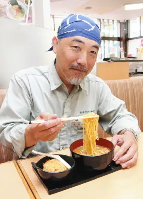 愛知・日本モンキーセンターのエデュケーター高野智さん、3000杯の経験を活かしたラーメン開発