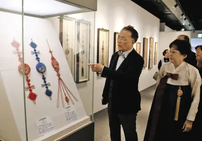 韓国の手仕事が光る美意識 刺しゅう小物や生活道具を紹介する企画展 横浜で開催中