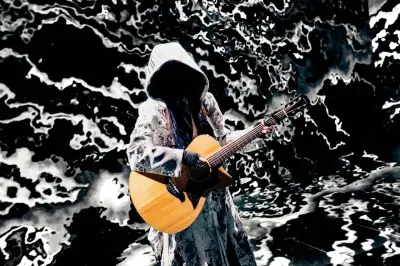 Nakamura Hak、オンラインライブ『境界』アーカイブ映像を期間限定公開 アパレルラインも始動