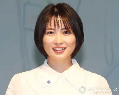 志田未来、誕生日ディズニーで“完全防備”姿に反響「誰だか分からんけど目立つw」