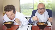 新米町長2人が激辛ラーメン早食い対決、職員からは辛口評価も「話題になれば」