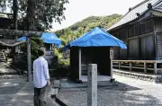 静岡・掛川市の寺社で銅板盗難相次ぐ、浜松に続き2人組逃走も目撃