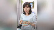 娘が最期に歩いた廊下の床板で作ったアクセサリー、母が大切な人に贈り続ける25年