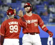 楽天、連敗6でストップ　八回に逆転、マッカスカーが勝ち越し打