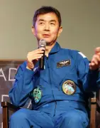 油井宇宙飛行士、地球環境の脆弱さを訴え　ワシントンで中高生と対話