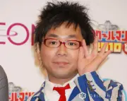「M-1王者」パンクブーブー黒瀬純、愛車グロリアの窓故障を報告「梅雨真っ只中に」
