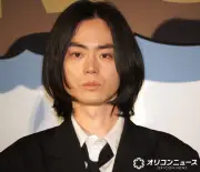 菅田将暉、黒沢監督「ホラーが似合う」に喜び 本木雅弘も納得の演技評価
