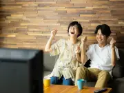 W杯観戦の睡眠術：徹夜と分割睡眠、医師が教えるベストな方法